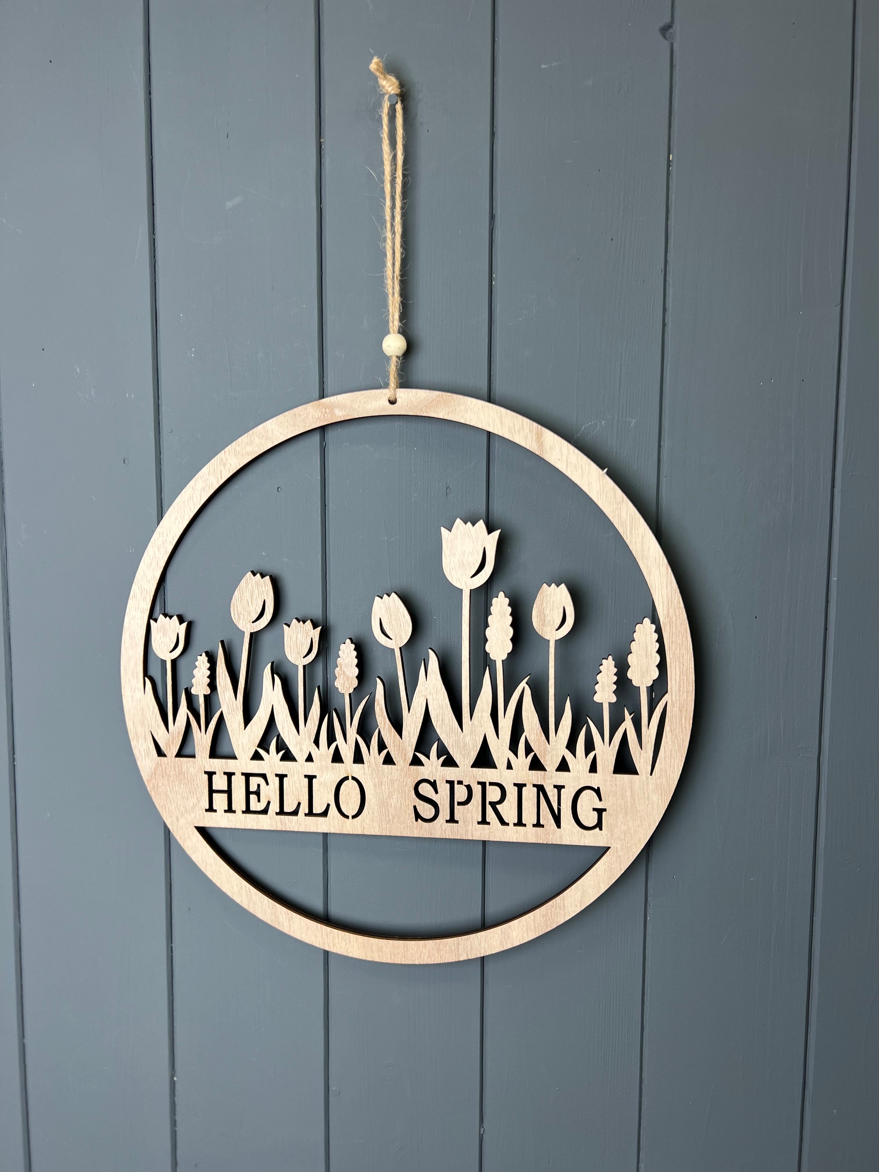 'Hello Spring' Tulip Wooden Wreath detail page